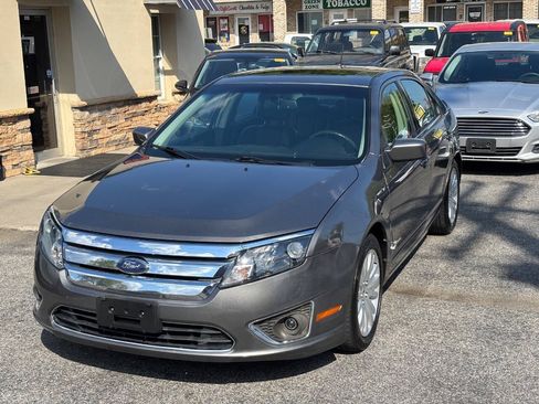 Used 2010 Ford Fusion Hybrid FWD image 1