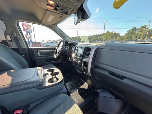 Used 2016 RAM 1500 Classic SLT image 21