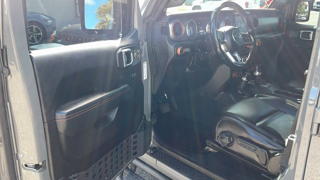 Used 2022 Jeep Gladiator Mojave w/ Trailer Tow Package AWD/4WD image 21
