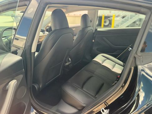 Used 2023 Tesla Model 3 Standard Range RWD image 17