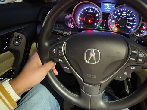 Used 2012 Acura TL image 10