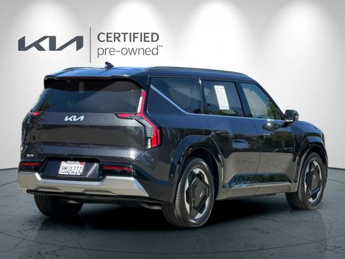 Certified 2024 Kia EV9 Land AWD/4WD image 4