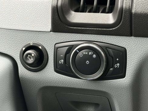 Used 2015 Ford Transit 350 XLT RWD image 30