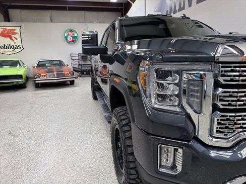 Used 2022 GMC Sierra 2500 Denali image 39