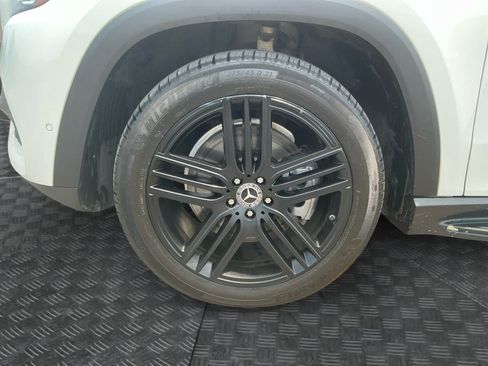 Used 2020 Mercedes-Benz GLS 450 4MATIC image 14