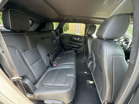 Used 2022 Chevrolet Blazer Premier w/ Enhanced Convenience Package AWD/4WD image 22