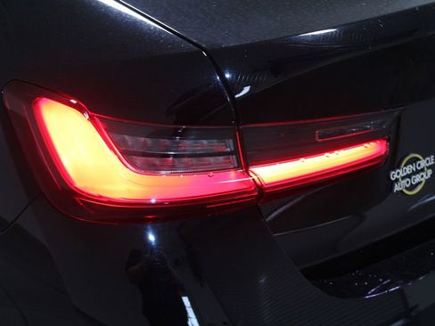 Used 2024 BMW 330e image 57