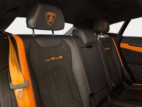 Used 2023 Lamborghini Urus S AWD/4WD image 32