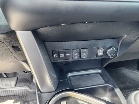 Used 2017 Toyota RAV4 Limited w/ All Weather Liner Package AWD/4WD image 22