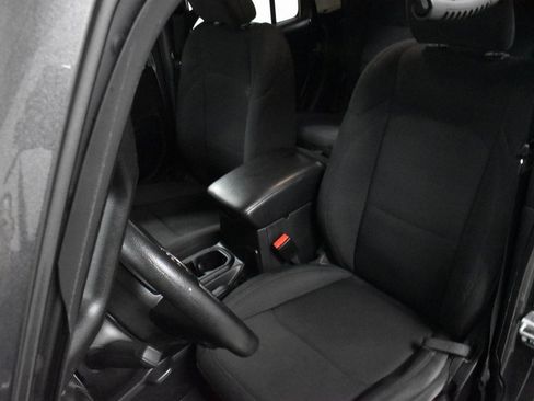 Used 2022 Jeep Gladiator Sport w/ Trailer Tow Package image 12