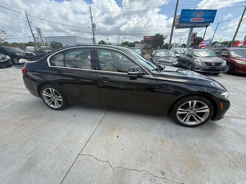 Used 2017 BMW 330i Sedan w/ Premium Package RWD image 2