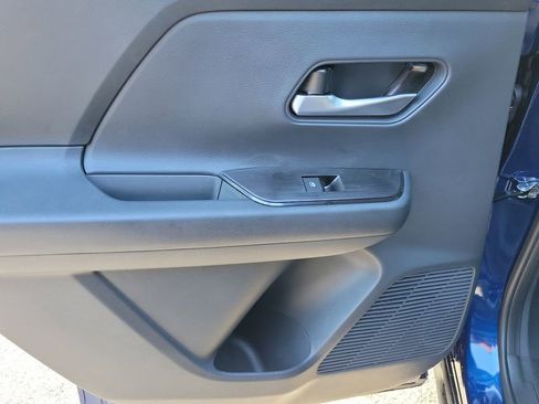 New 2026 Nissan Kicks SV image 12