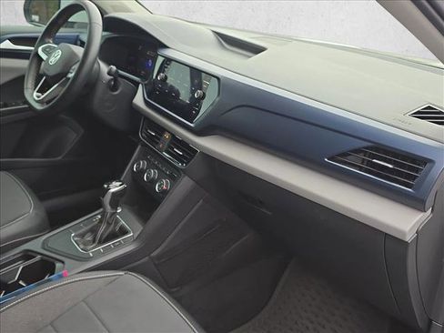 Used 2022 Volkswagen Taos SE image 23