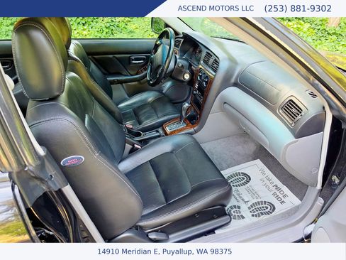 Used 2001 Subaru Outback Limited AWD/4WD image 11