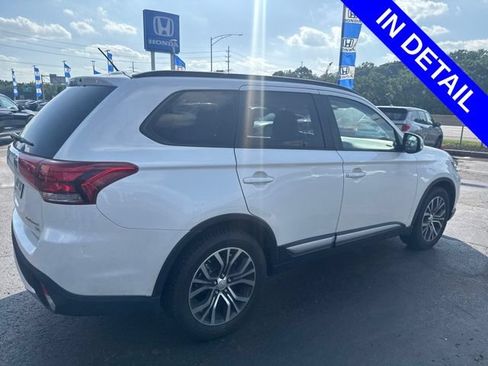 Used 2016 Mitsubishi Outlander SEL FWD image 4