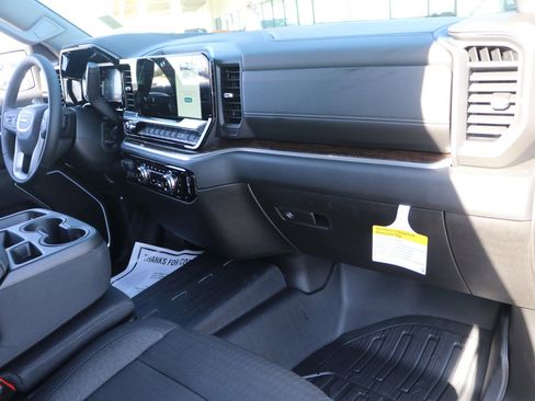 New 2026 GMC Sierra 1500 Elevation w/ Elevation Select Package image 32