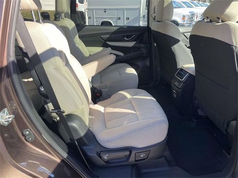 Used 2020 Subaru Ascent Premium w/ Sport Package image 28