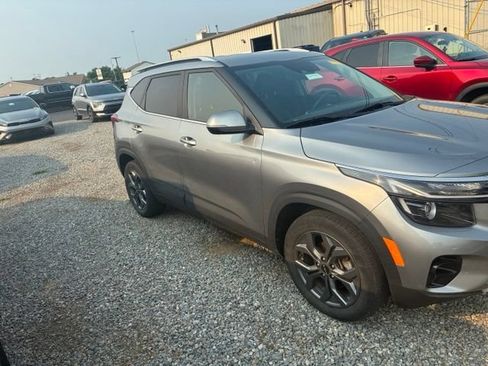 Used 2024 Kia Seltos S FWD image 8