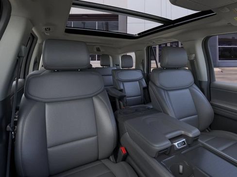 New 2026 Ford Expedition Active AWD/4WD image 14