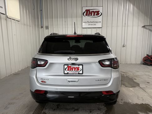 Used 2025 Jeep Compass Limited w/ Elite Group AWD/4WD image 4