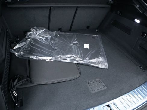 New 2026 Porsche Cayenne Turbo image 33