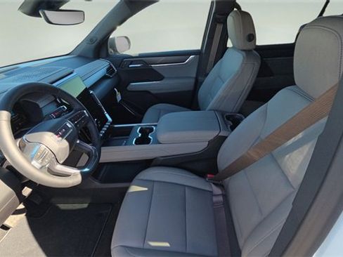 New 2026 GMC Acadia Elevation image 21