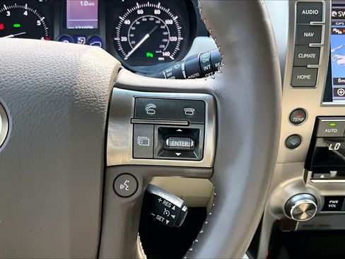 Used 2014 Lexus GX 460 w/ Premium Package AWD/4WD image 21