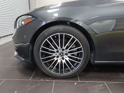 Used 2022 Mercedes-Benz C 300 Sedan image 15