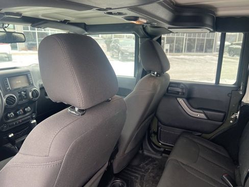 Used 2015 Jeep Wrangler Unlimited Sport w/ Quick Order Package 24S image 17