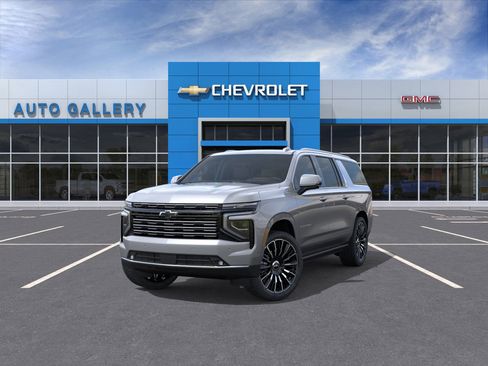 New 2026 Chevrolet Suburban High Country image 9