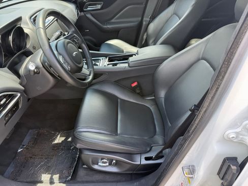 Used 2020 Jaguar F-PACE Premium AWD/4WD image 10