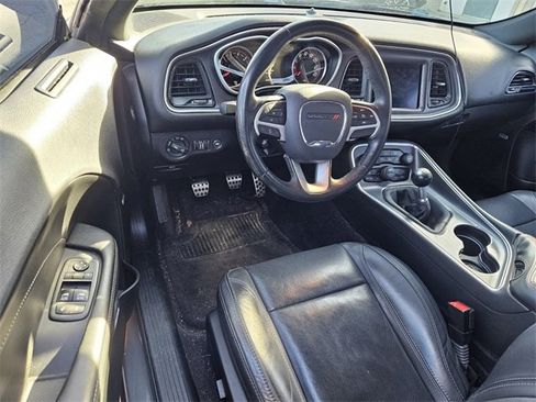 Used 2017 Dodge Challenger R/T Plus image 7