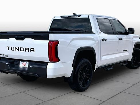 Used 2025 Toyota Tundra SR5 AWD/4WD image 13
