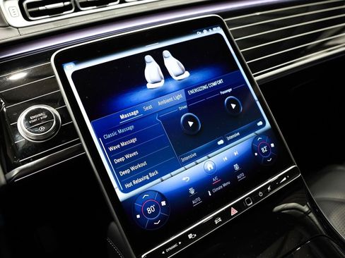 Used 2024 Mercedes-Benz Maybach S 580 4MATIC image 13