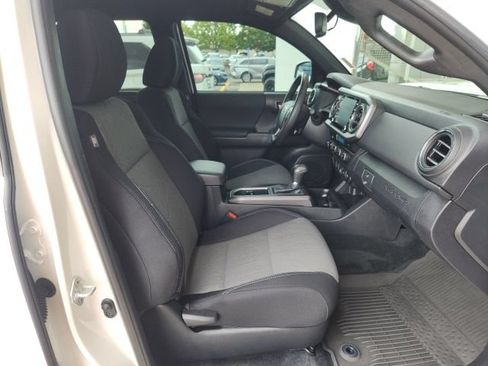 Used 2023 Toyota Tacoma TRD Sport AWD/4WD image 24