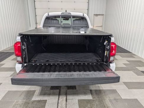 Used 2023 Toyota Tacoma SR AWD/4WD image 22