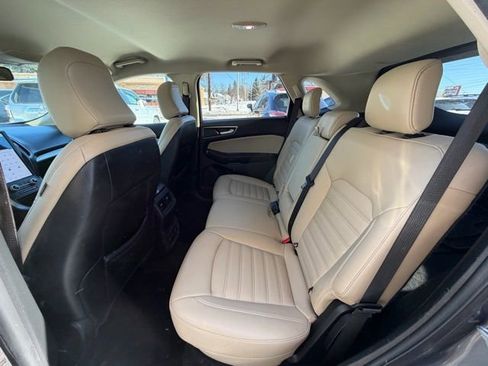 Used 2022 Ford Edge SEL AWD/4WD image 15