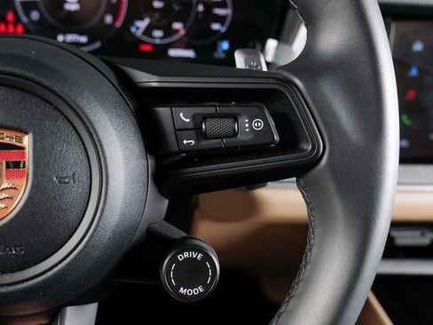 Certified 2026 Porsche Cayenne AWD/4WD image 21