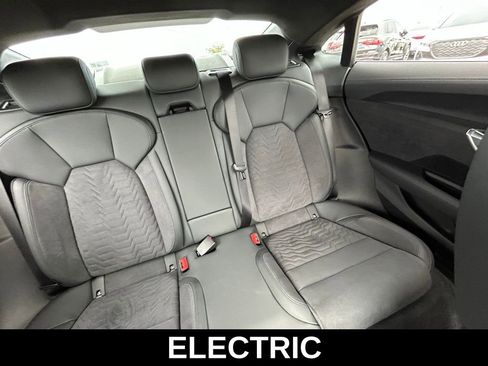 Used 2024 Audi RS e-tron GT w/ Carbon Performance Package AWD/4WD image 15