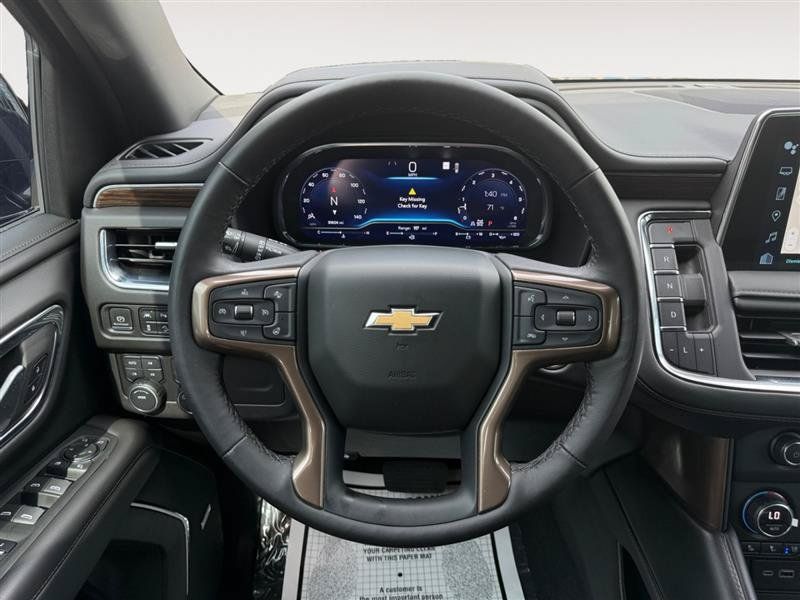 Used 2023 Chevrolet Suburban High Country w/ Premium Package 2 AWD/4WD image 13
