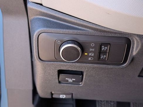 Used 2023 Ford Bronco Badlands image 30