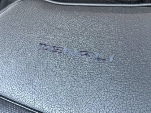 Used 2022 GMC Yukon Denali RWD image 34