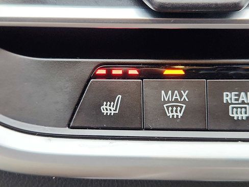 Certified 2022 BMW X5 xDrive45e image 25