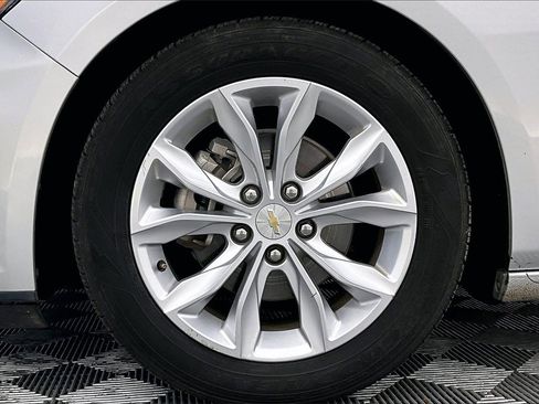 Used 2022 Chevrolet Malibu LT image 8