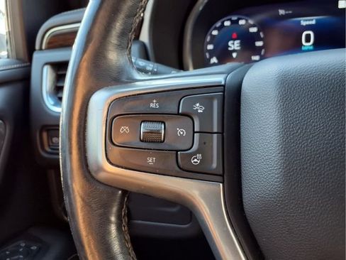 Used 2022 Chevrolet Tahoe Premier AWD/4WD image 13