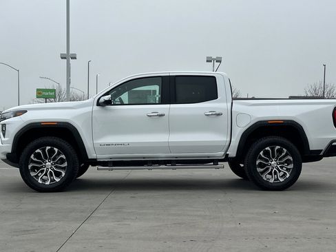 New 2026 GMC Canyon Denali image 3