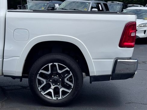 Used 2025 RAM 1500 Laramie AWD/4WD image 41