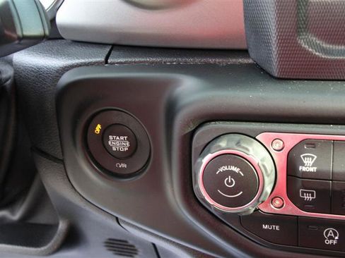 Used 2021 Jeep Wrangler Unlimited Sport AWD/4WD image 47