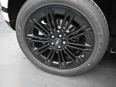 New 2026 Land Rover Range Rover Evoque S AWD/4WD image 14