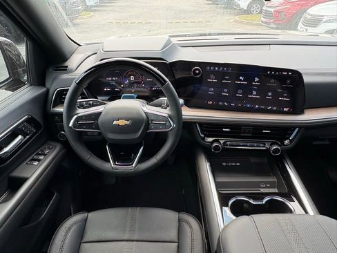New 2026 Chevrolet Tahoe High Country AWD/4WD image 16